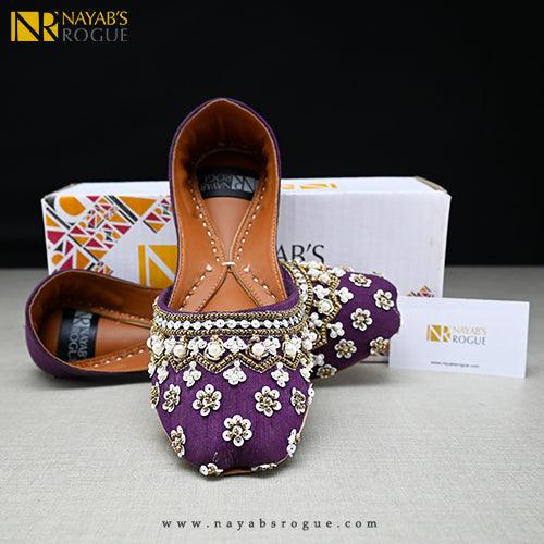 Luxurious Embroidery Leather Khussa