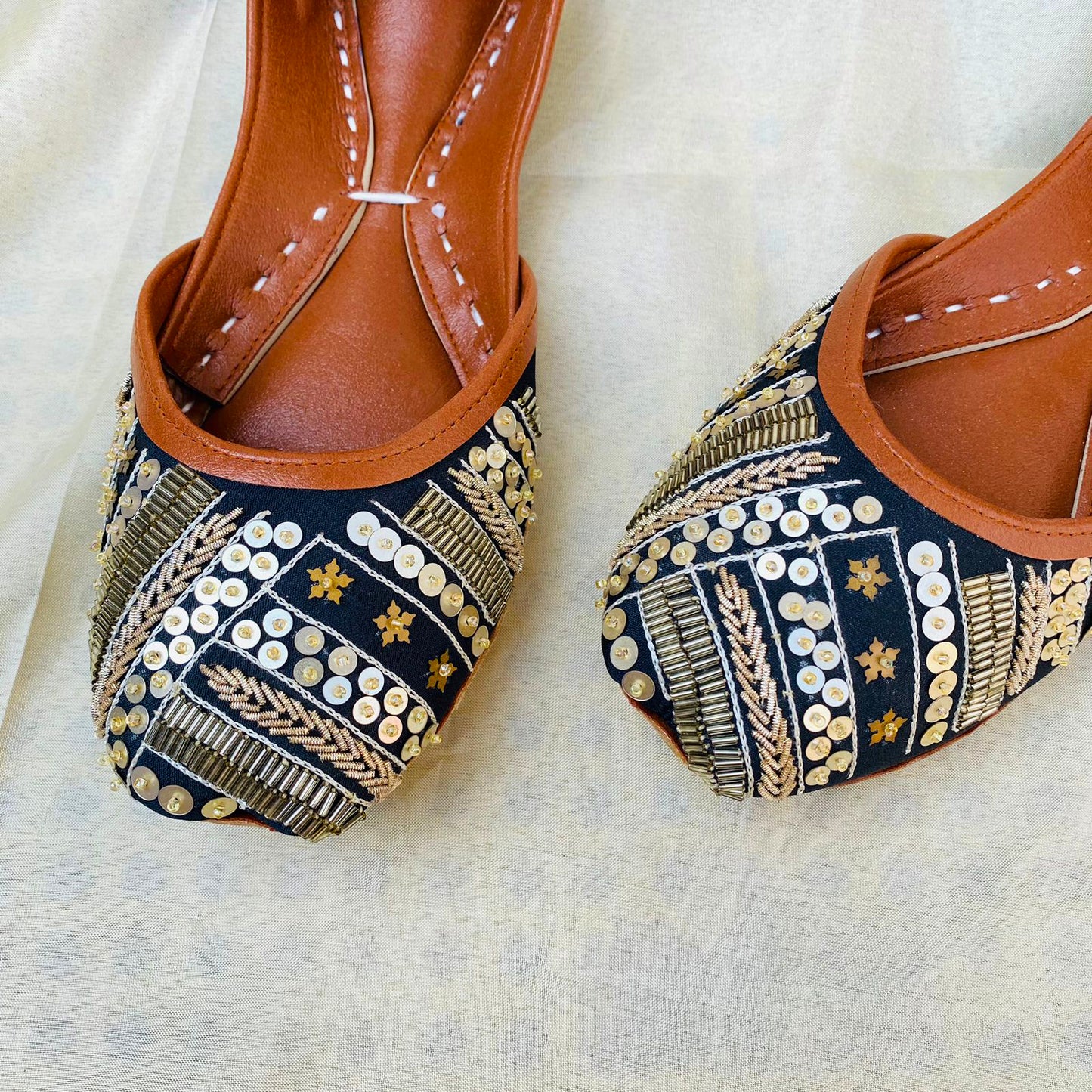 Luxury Fancy Khussa (Jutti ) - Made In Pakistan
