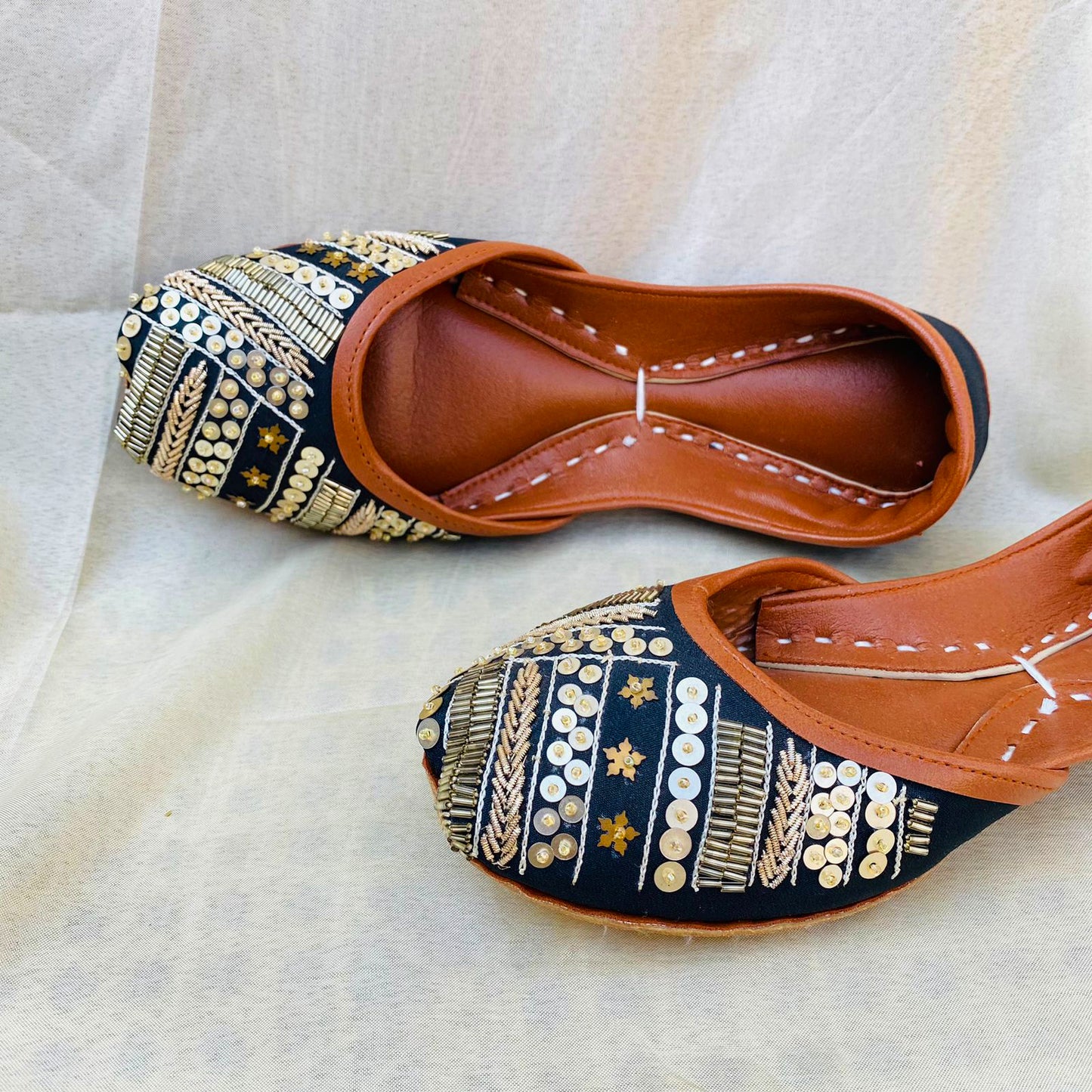 Luxury Fancy Khussa (Jutti ) - Made In Pakistan