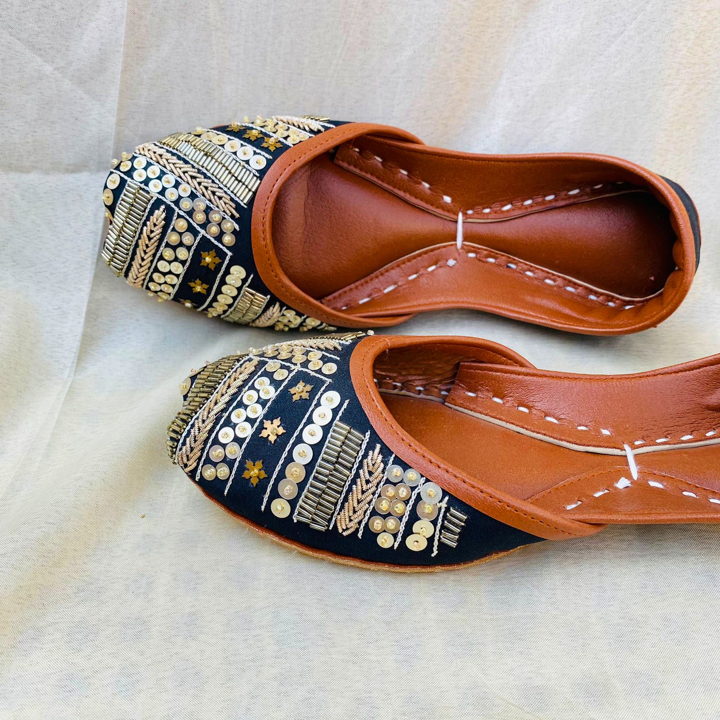 Luxury Fancy Khussa (Jutti ) - Made In Pakistan
