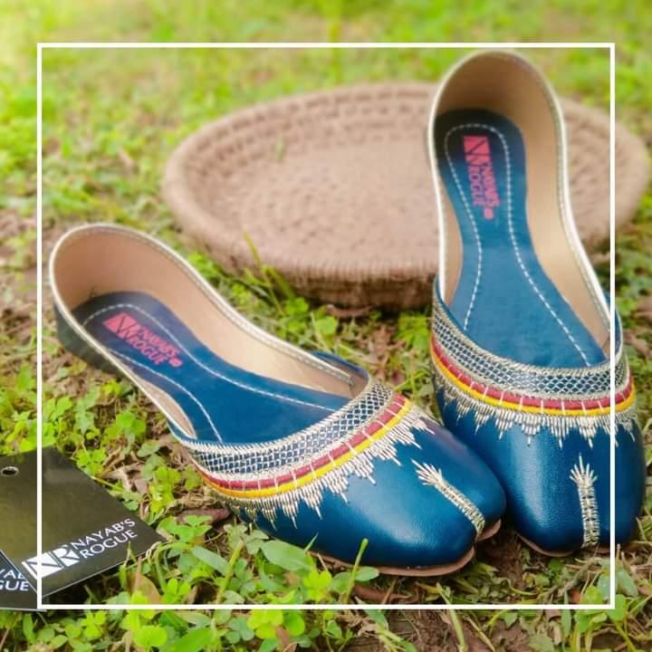 Handmade embroidered khussa | Gul-e-janan shoe collection - Nayab's Rogue