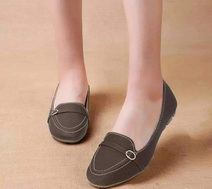Flat Shoes for Girls