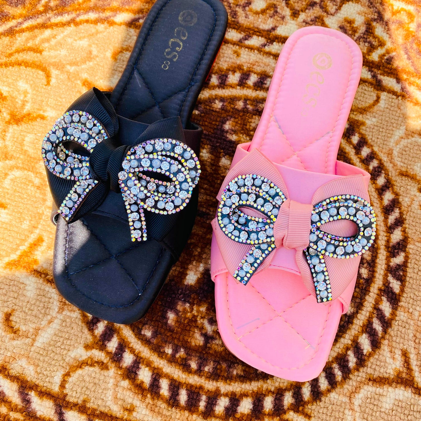 Beautiful butterfly Flat Sliders - Available in 4 colours