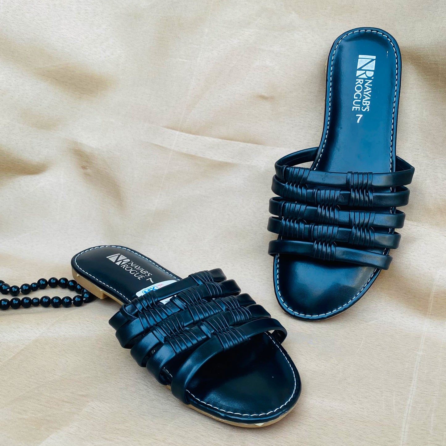 Flat Sliders With Rubber Sole