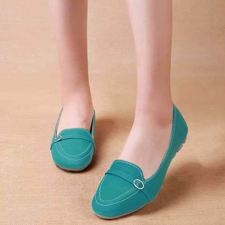 Flat Shoes for Girls