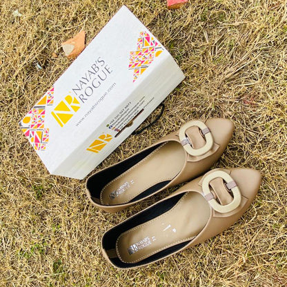 Flat Shoes for Women - Brown
