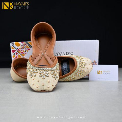 Luxurious Embroidery Leather Khussa - Nayab's Rogue