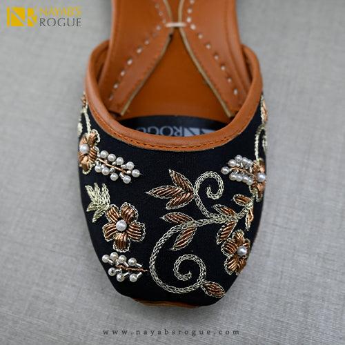 Khussa in Luxury leather - Nayab's Rogue