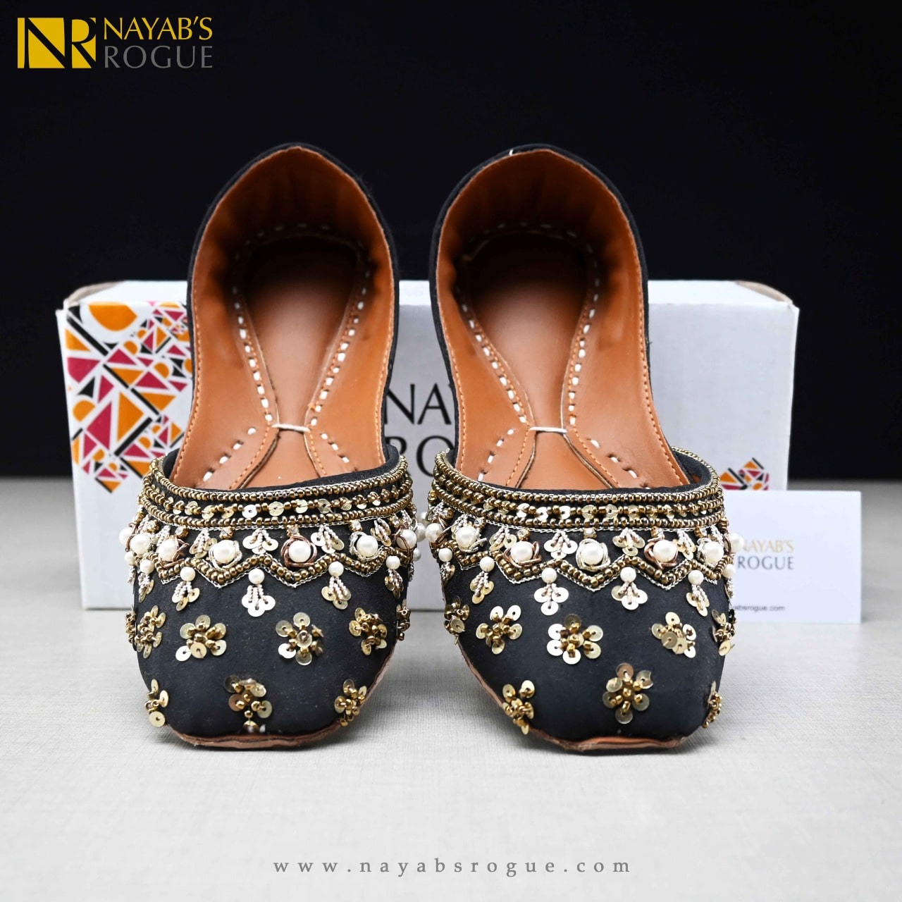 Nawabi Khussa in Luxurious Leather